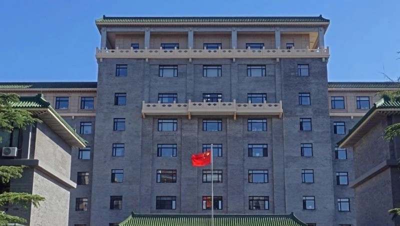 国家发改委主任郑栅洁主持民营企业座谈会，大禹节水介绍产业合作模式创新
